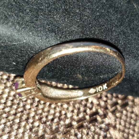 Dainty Vintage 10K Gold Lavender Sapphire & Diamond Nature-Inspired Leaf Ring - Picture 7 of 14